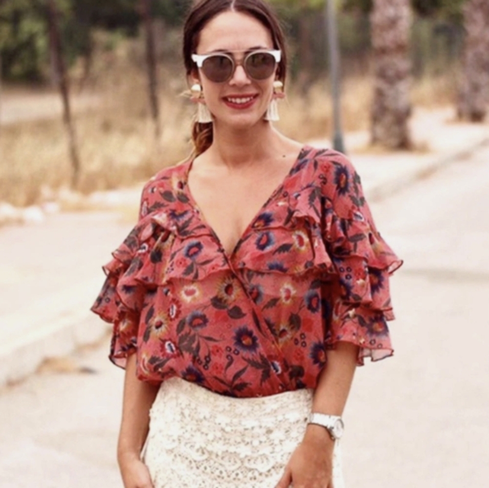 ZARA Salmon Floral Print ruffles boho Bodysuit With Frills small